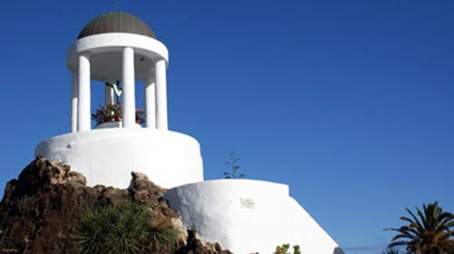 Capilla en Puerto de la Cruz para este Puente de Mayo